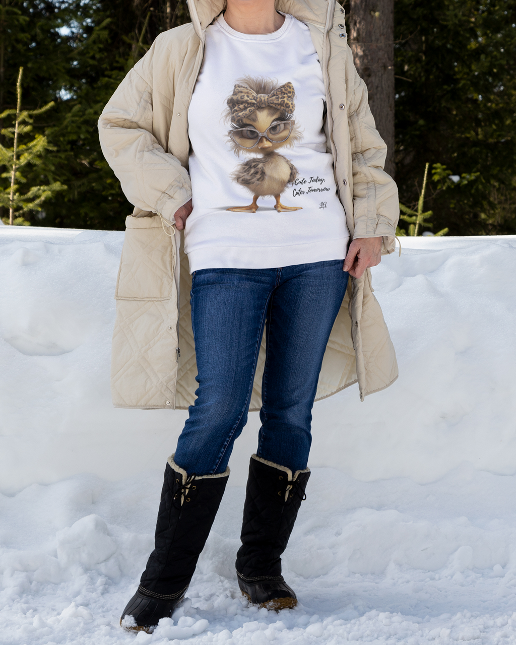 Cute Duckling Sweatshirt – Chic Duck with Leopard Headband Graphic